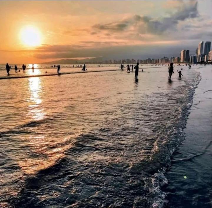 Apartamento Completo Pertinho Da Praia! Wi-Fi E Muito Mais Praia Grande Dış mekan fotoğraf